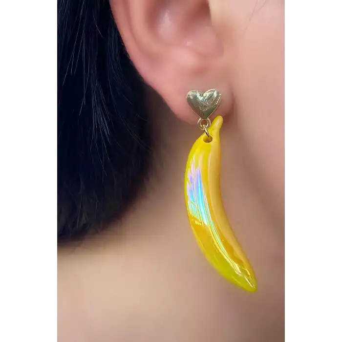 Altın Ve Sarı Renk Muz Figürlü Kalp Detaylı Küpe (Çift)