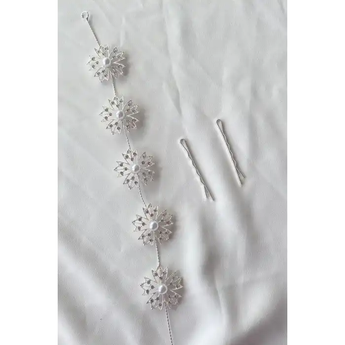 Beyaz Renk Çiçek Figürlü Taşlı Gelin Saç Aksesuarı Ve Alınlık