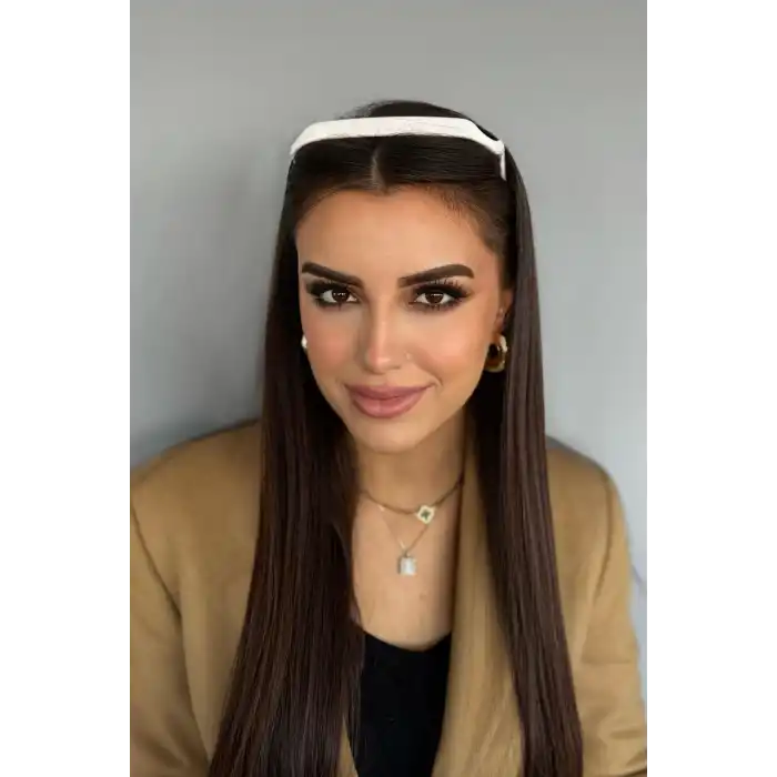 Beyaz Renk Gözlük Efekti Veren Taç