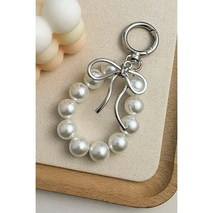 Beyaz Renk İnci Detaylı Çanta Charm/ Anahtarlık