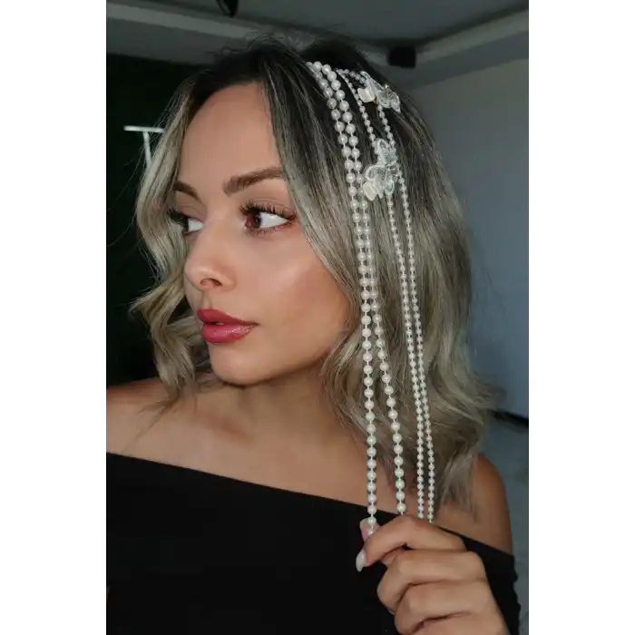 Beyaz Renk İnci Figürlü Kelebek Detaylı Yan Postiş