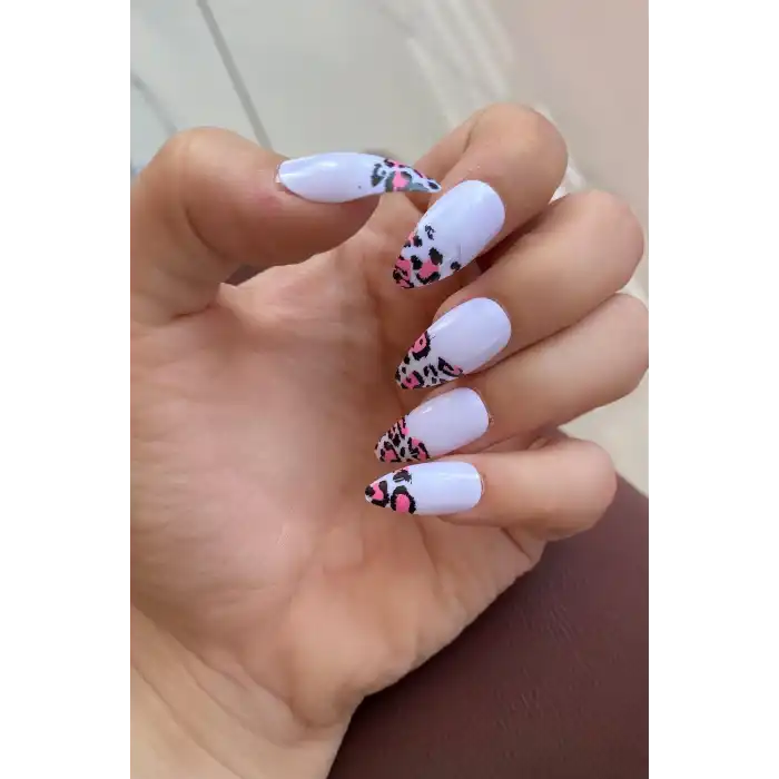 Beyaz Renk Leopar Desenli 12li Takma Takma Tırnak (Yapıştırıcılı)