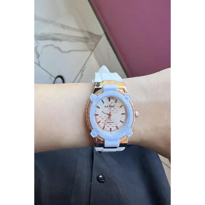Beyaz Renk Silikon Kordonlu Kadın Saat