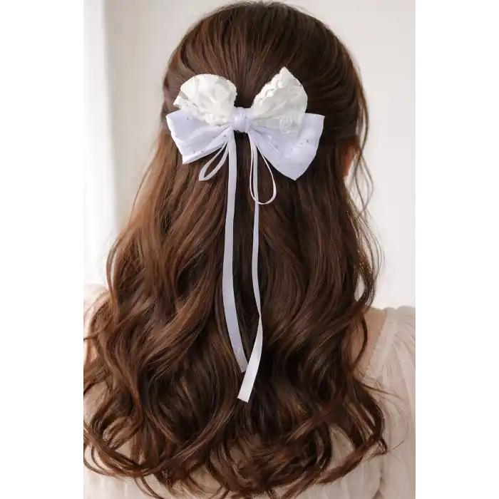 Beyaz Renk Taş Detaylı Kurdele Otomat Toka