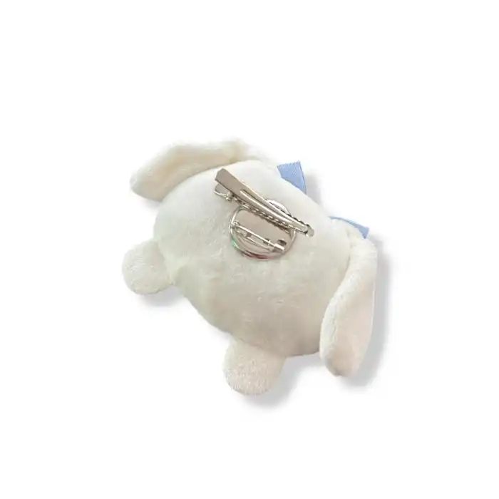 Beyaz Renk Tavşan Figürlü Rozet / Toka