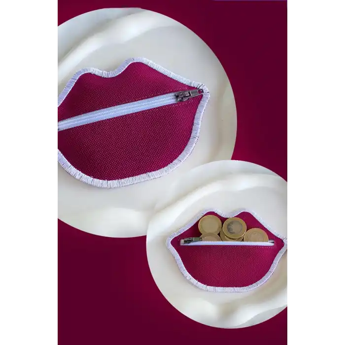 Bordo Renk Dudak Detaylı Kadın Cüzdan