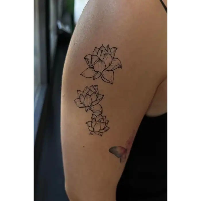 Geçici Çiçek Figürlü Mini Dövme Tattoo