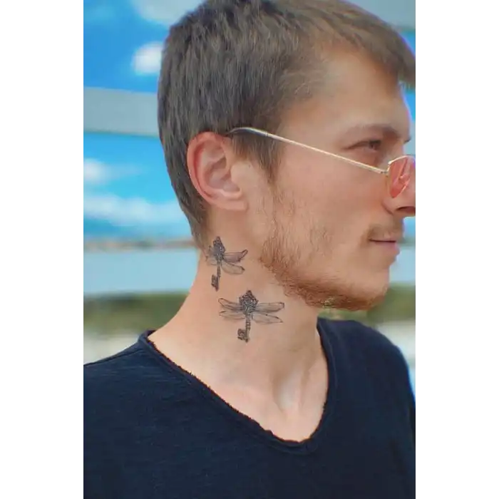 Geçici Kanatlı Anahtar Mini Dövme Tattoo