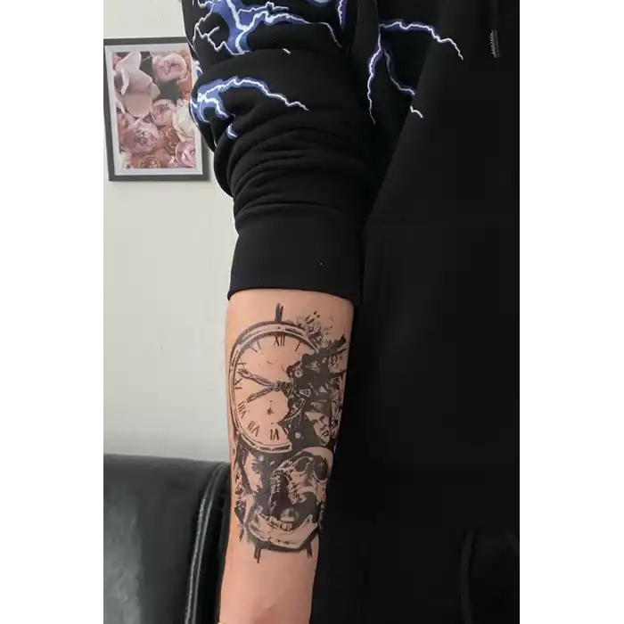 Geçici Kurukafa ve Saat Dövme Tattoo