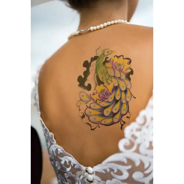 Geçici Tavus Kuşu Dövme Tattoo