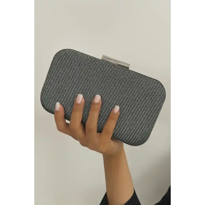 Gri Renk Simli Abiye Portföy Çanta