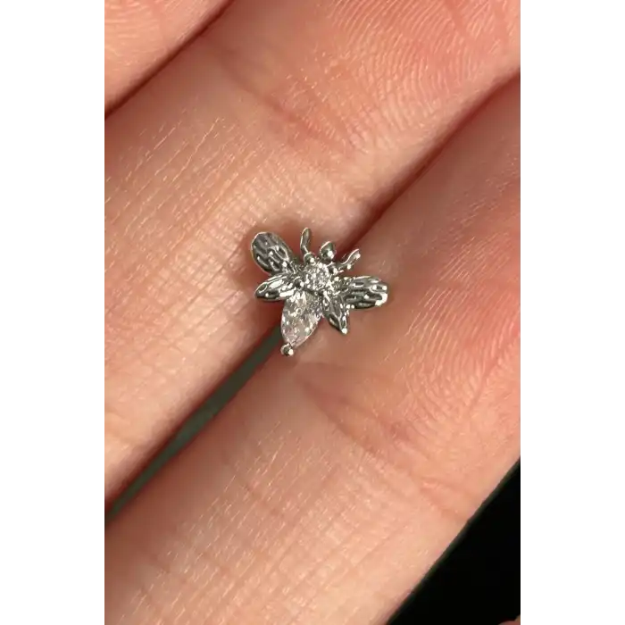 Gümüş Renk Arı Figürlü Cerrahi Çelik Tragus/Kıkırdak Küpe/Piercing (Tek)
