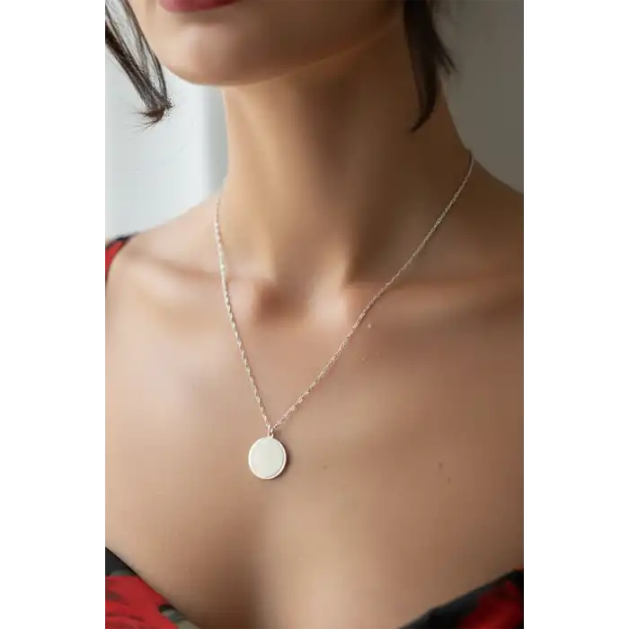 Gümüş Renk Çelik Kolye