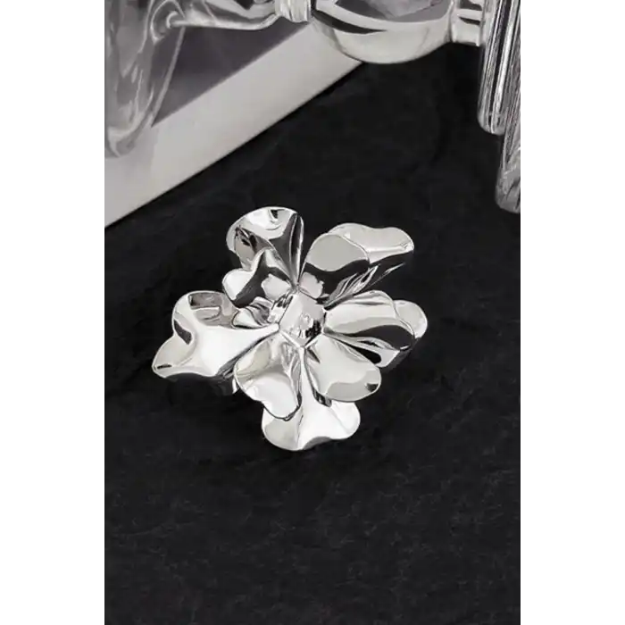 Gümüş Renk Çiçek Figürlü Ayarlanabilir Yüzük