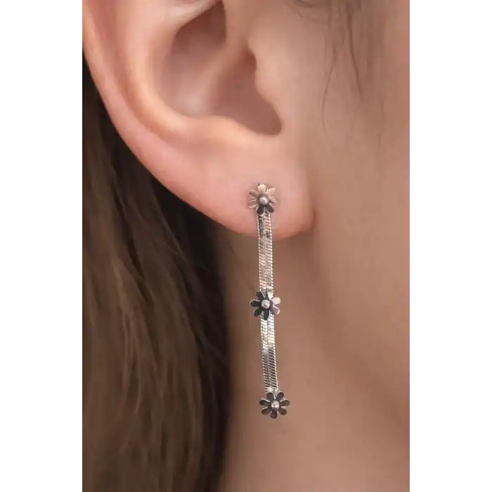 Gümüş Renk Çiçek Figürlü Çelik Küpe (Çift)