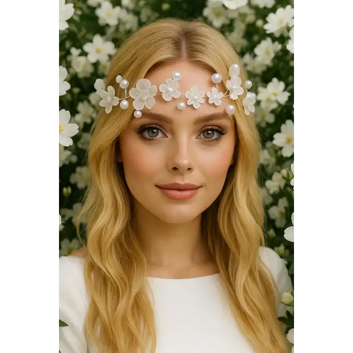 Gümüş Renk Çiçek Figürlü İnci Detaylı Saç Aksesuarı/ Alınlık