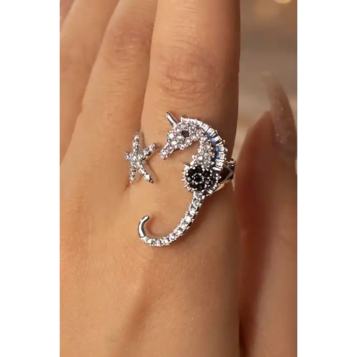 Gümüş Renk Deniz Atı Figürlü Ayarlanabilir Yüzük