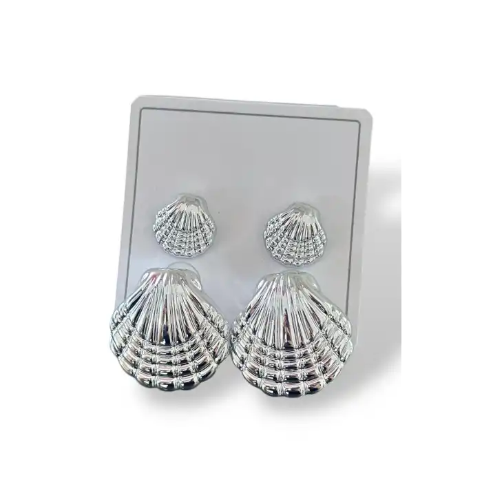 Gümüş Renk Deniz Kabuğu Figürlü Küpe Set