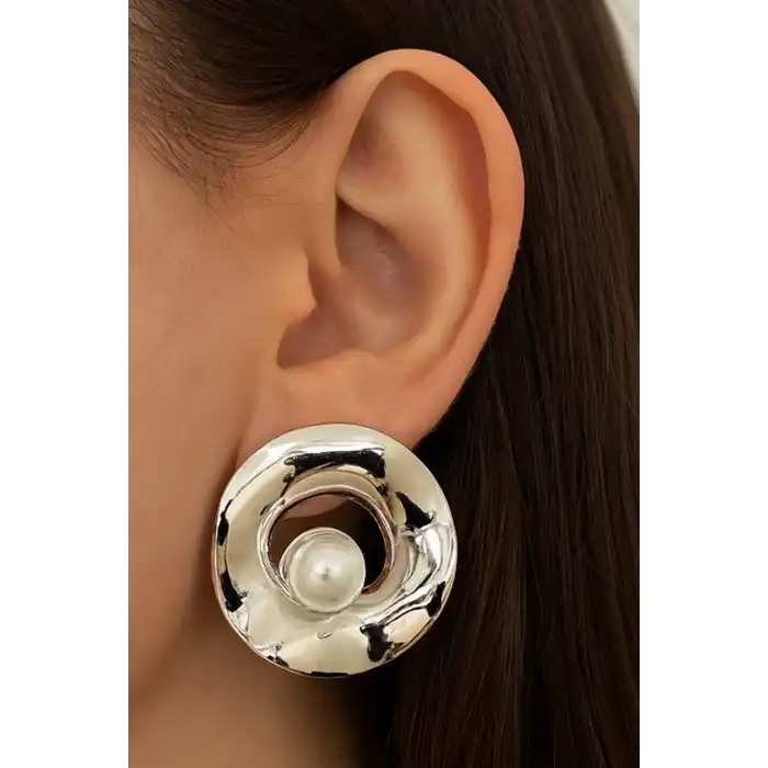 Gümüş Renk İnci Detaylı Küpe (Çift)