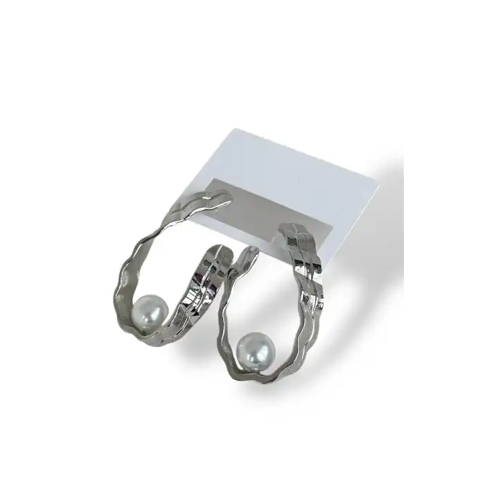 Gümüş Renk İnci Detaylı Küpe (Çift)