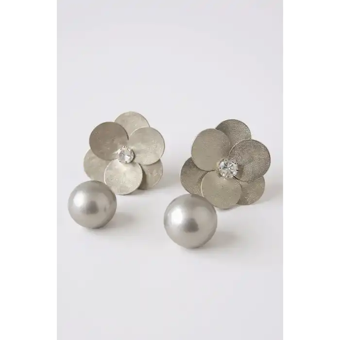 Gümüş Renk İnci ve Çiçek Detaylı 14k Altın Kaplama  Küpe (Çift)