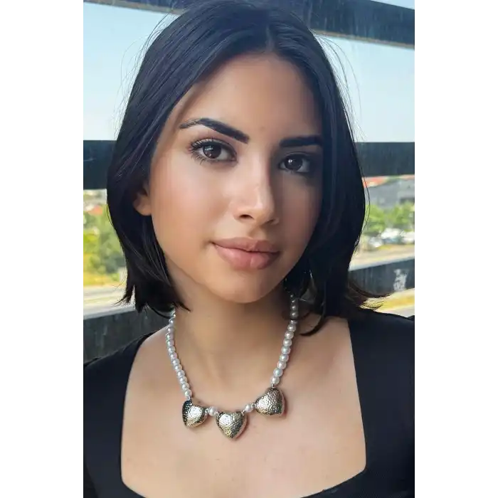 Gümüş Renk Kalp Fİgürlü İnci Detaylı YSX Kolye