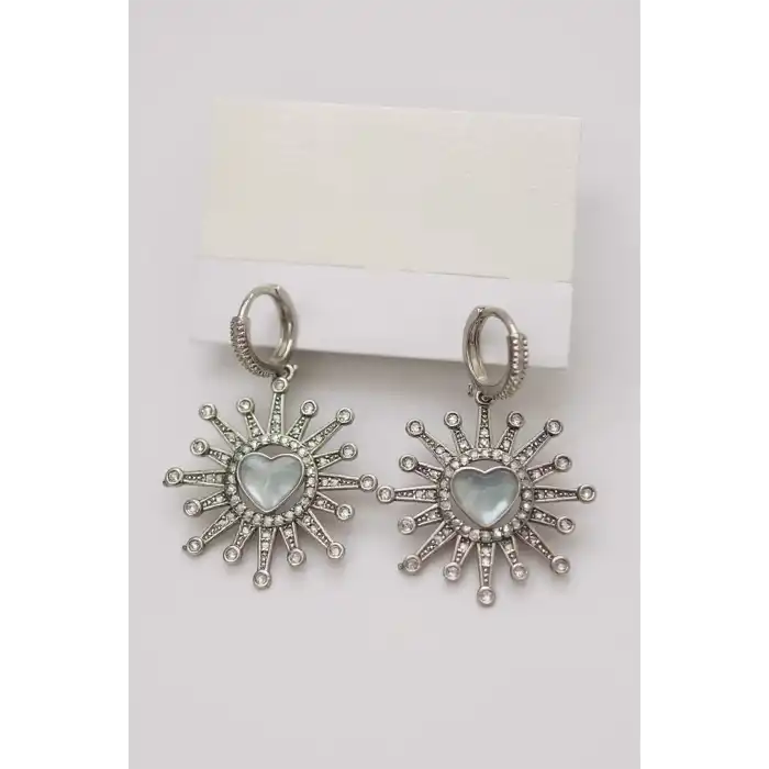 Gümüş Renk Kalp Figürlü Küpe (Çift)