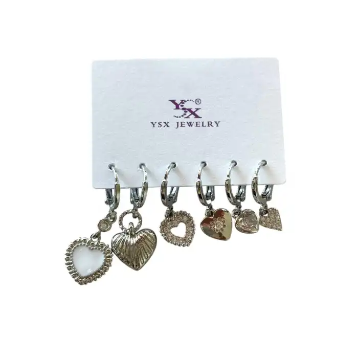 Gümüş Renk Kalp Figürlü Taş Detaylı 6lı Küpe Set