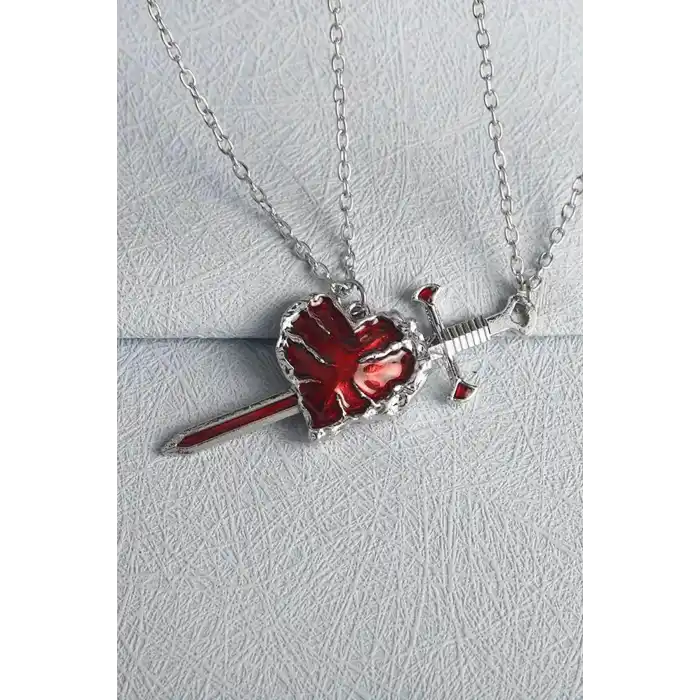 Gümüş Renk Kalp Ve Kılıç Figürlü Çelik Çift Kolyesi