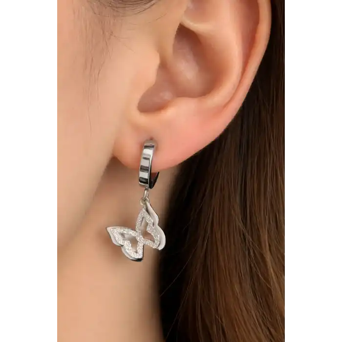 Gümüş Renk Kelebek Figürlü Çelik Küpe (Çift)