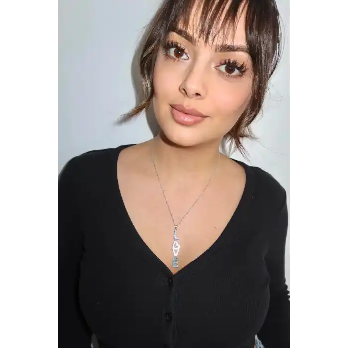 Gümüş Renk Love Yazılı YSX Kolye