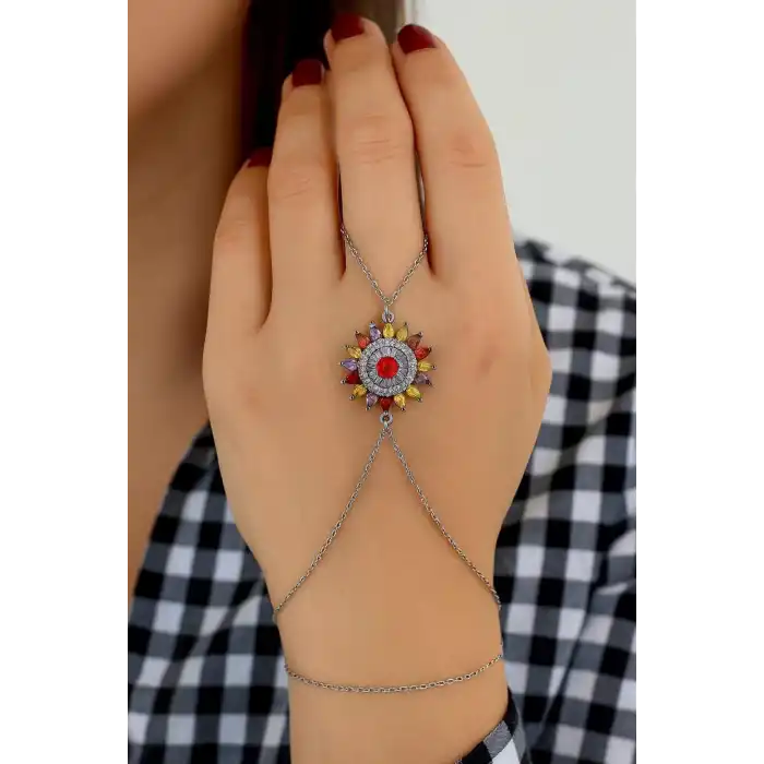 Gümüş Renk Papatya Figürlü Taş Taş Detaylı Çelik Şahmeran