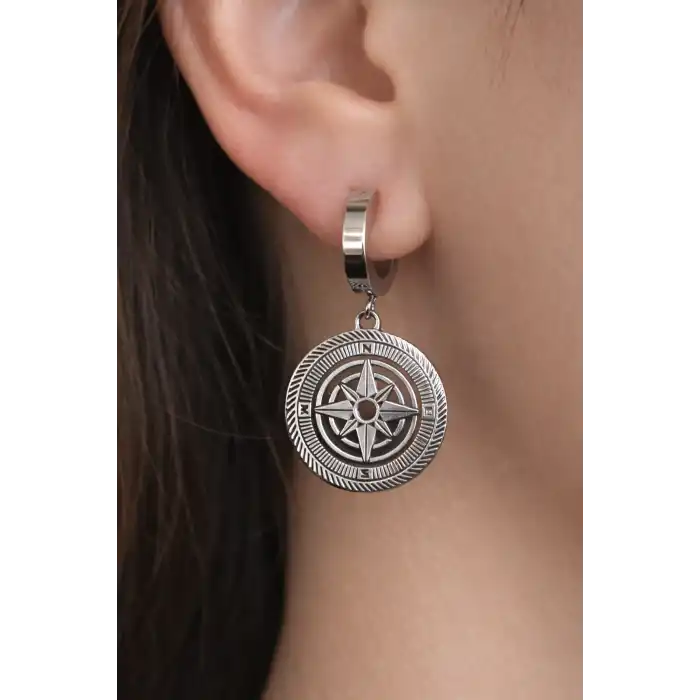 Gümüş Renk Pusula Figürlü Çelik Küpe (Çift)