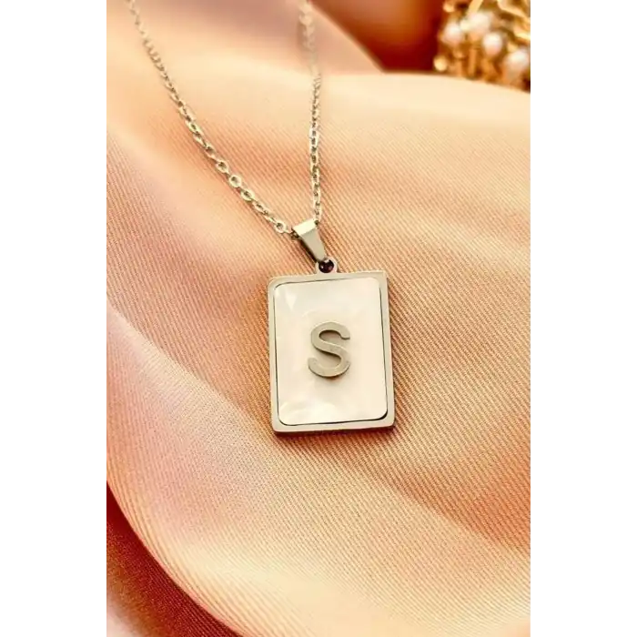 Gümüş Renk S Harf Çelik Kolye
