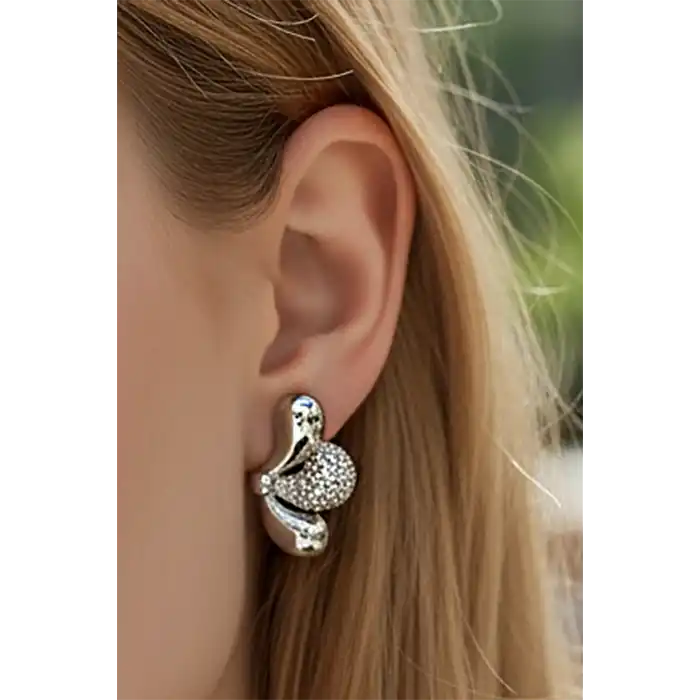 Gümüş Renk Taş Detaylı 14K Altın Kaplama TX Küpe (Çift)