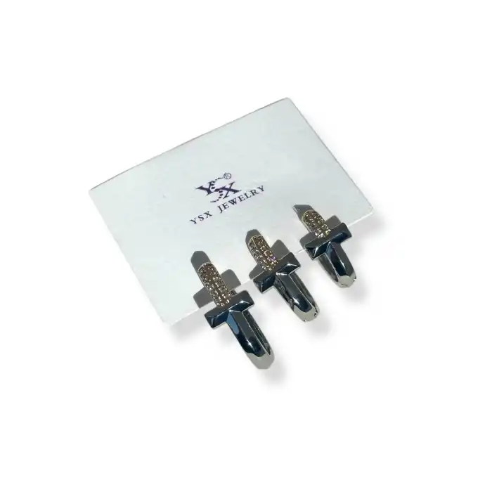 Gümüş Renk Taş Detaylı 3lü YSX Küpe Set