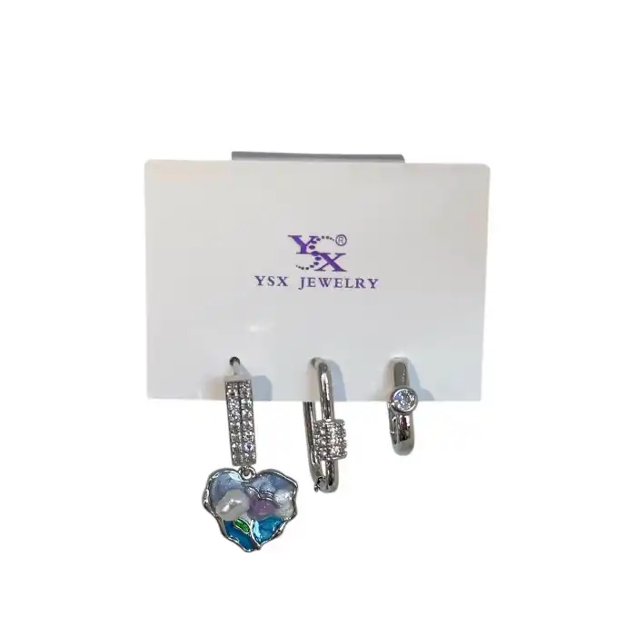 Gümüş Renk Taş Detaylı 3lü YSX Küpe Set