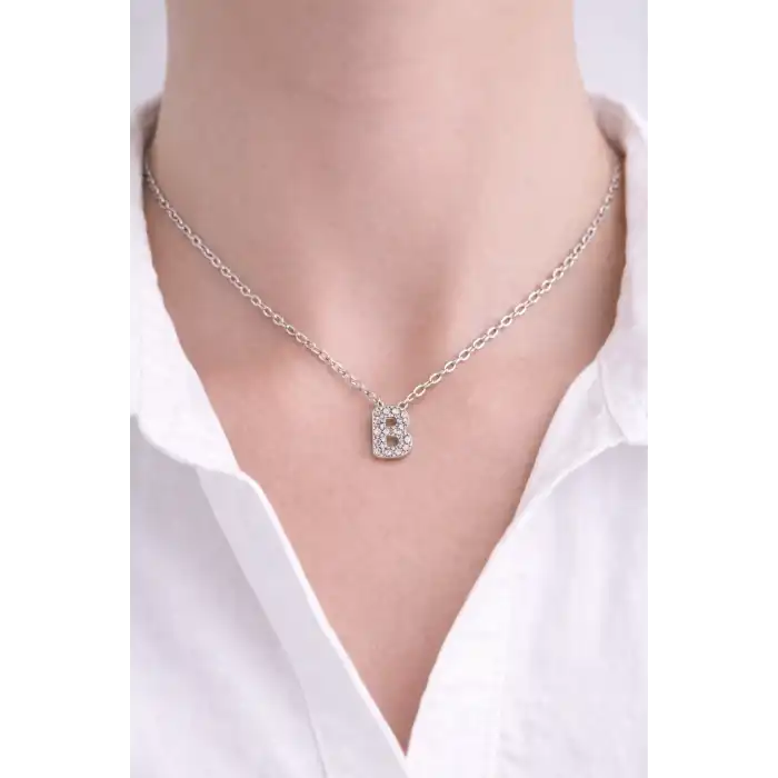 Gümüş Renk Taş Detaylı B Harfli Mini Çelik Kolye