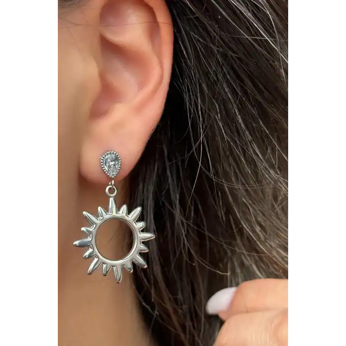 Gümüş Renk Taş Detaylı Çelik Küpe (Çift)