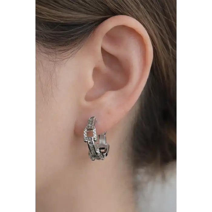 Gümüş Renk Taş Detaylı Çelik Küpe (Çift)