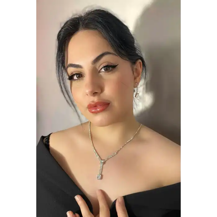 Gümüş Renk Taş Detaylı Kolye Ve Küpe Düğün Kına Nişan Gelin Set