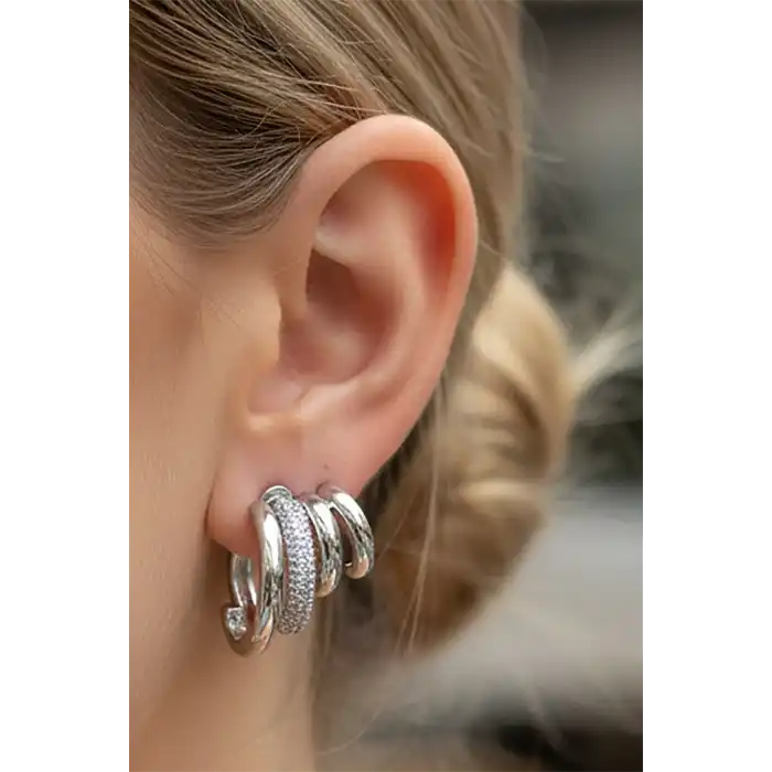 Gümüş Renk Taş Detaylı Küpe (Çift)