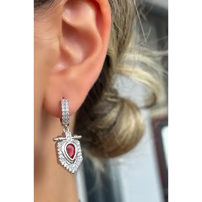 Gümüş Renk Taş Detaylı Küpe (Çift)