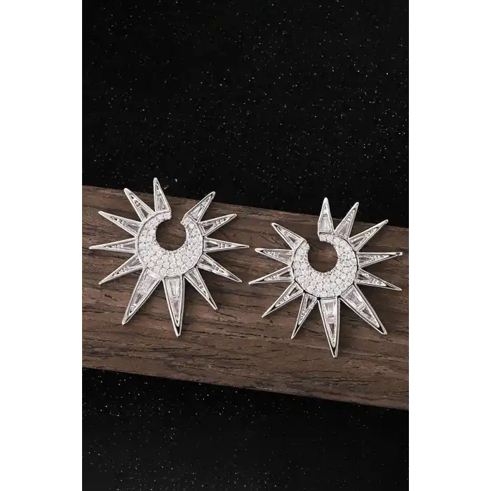 Gümüş Renk Taş Detaylı Küpe (Çift)