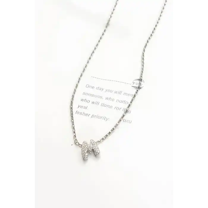 Gümüş Renk Taş Detaylı M Harfli Mini Çelik Kolye