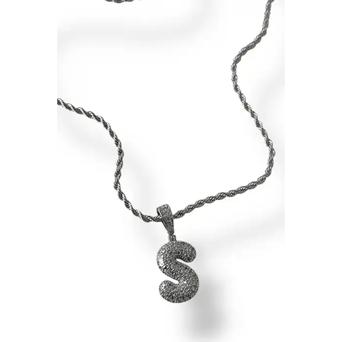 Gümüş Renk Taş Detaylı S Harfli Kolye