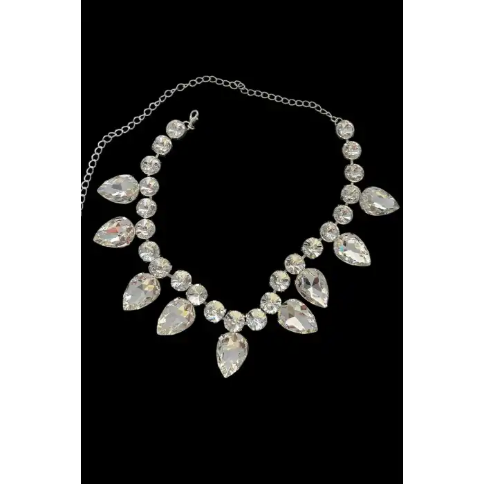 Gümüş Renk Taş Detaylı Tasarım Abiye Kolye