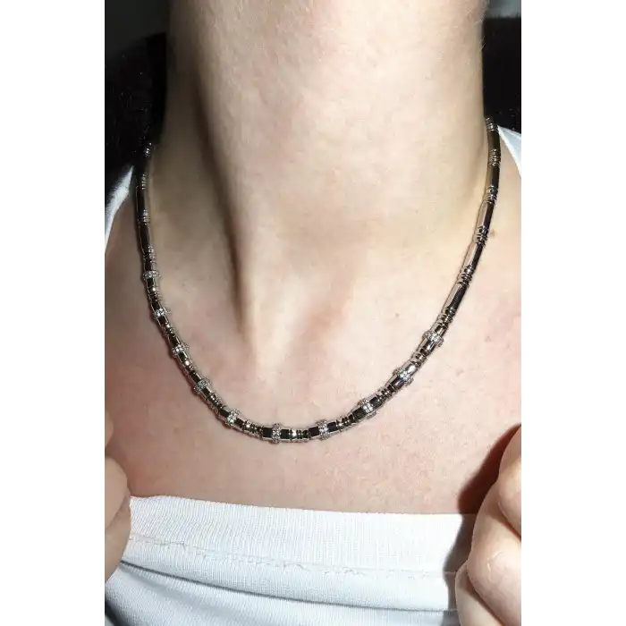 Gümüş Renk Taş Detaylı VİP YSX Kolye