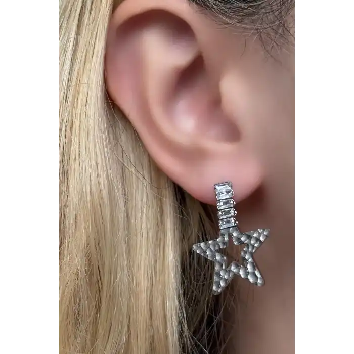 Gümüş Renk Yıldız Figürlü Taş Detaylı Çelik Küpe (Çift)