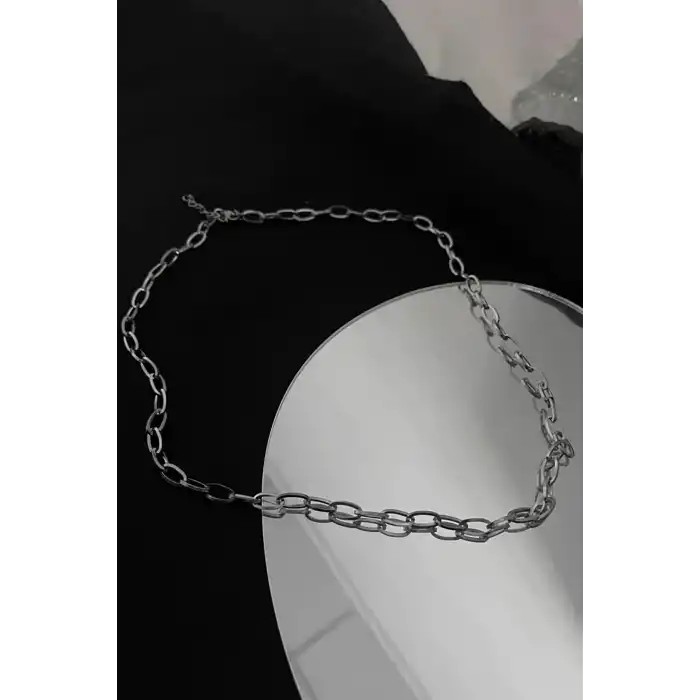Gümüş Renk Zincir Detaylı Unisex Çelik Kolye